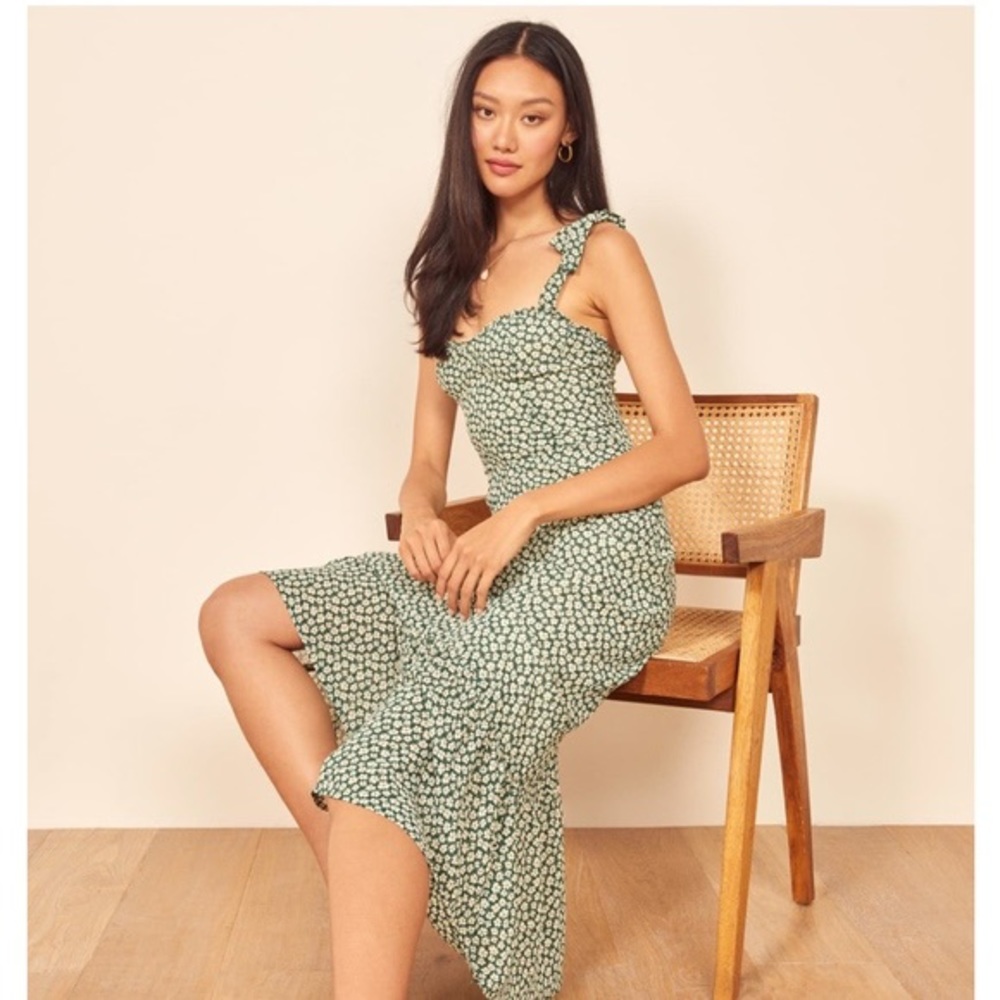 {SOLD} EUC reformation Nikita dress